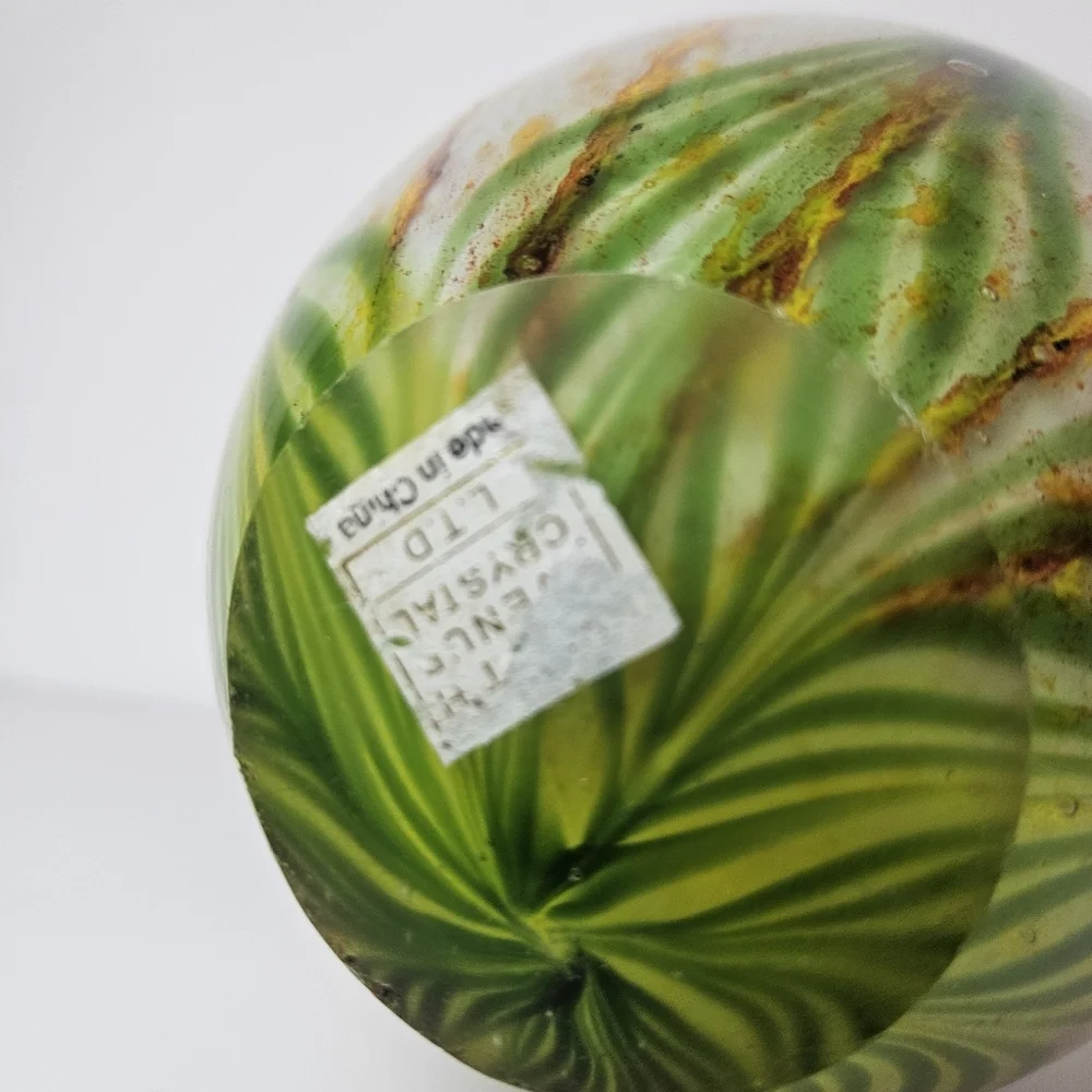 Vintage Fifth avenue crystal blown artglass Vase